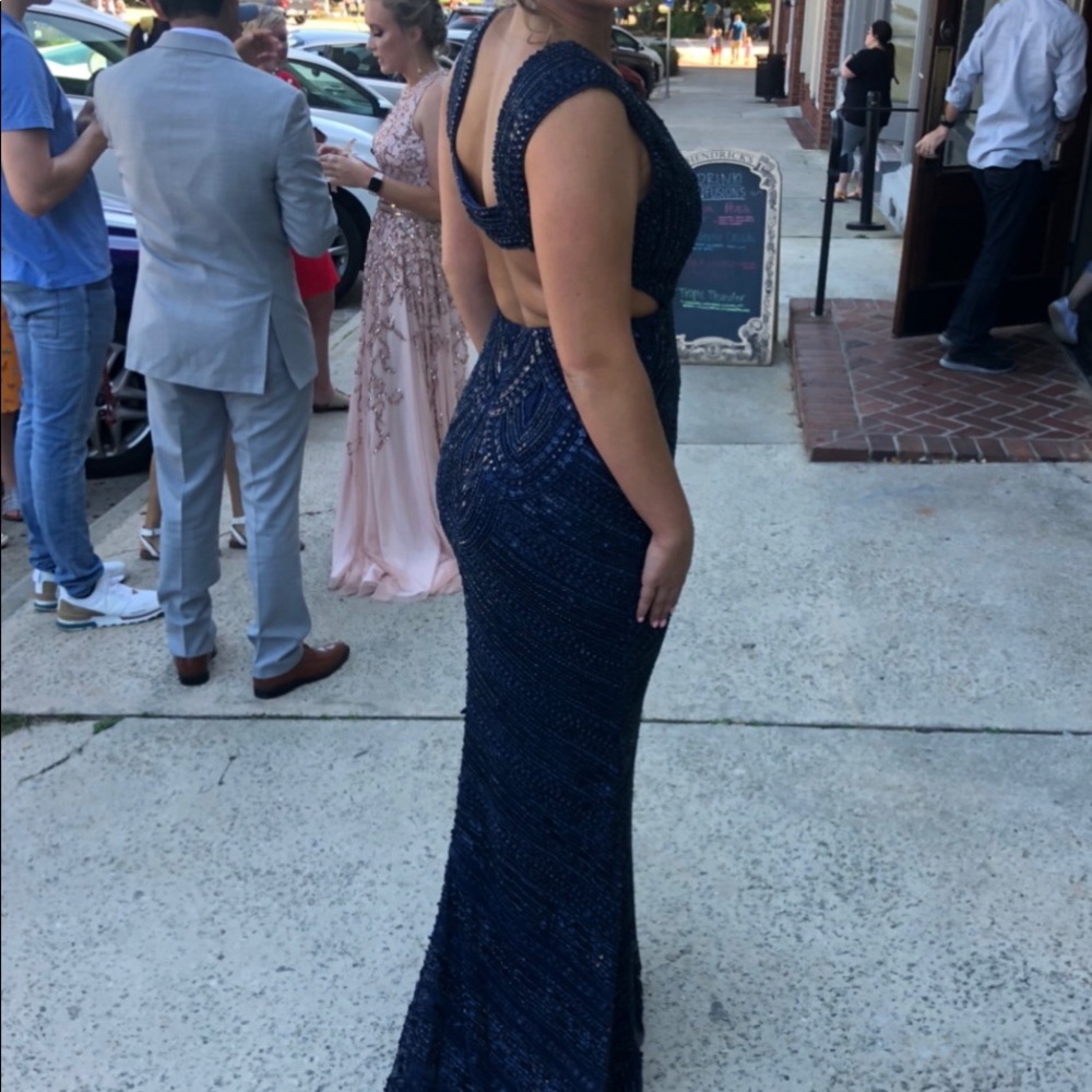 Sherri Hill Prom Dress - Picture 2 of 3